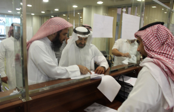 The visit of the Vice Dean for Quality and Development, Prof. Dr. Saleh Al-Qahtani, to follow up the admission process 1436/1435 AH